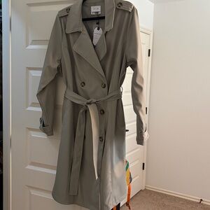 Stoosh Women’s Double-Breasted Trench Coat in Sage